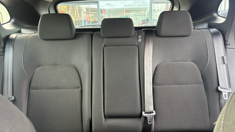 Nissan Qashqai 1.3 DiG-T MH Acenta Premium 5dr Petrol Hatchback